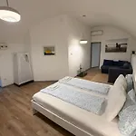 Panzio 3*