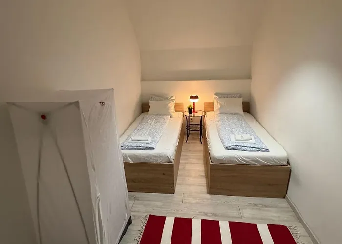 Guest house Oktogon Panzio 3*