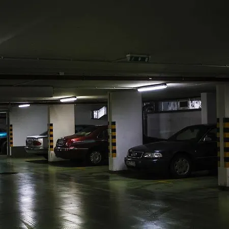 ゲストハウス The Training Station 3*